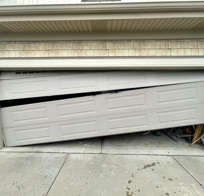 garage door repair in burlington, burlington garage door repair, repair my garage door in burlington