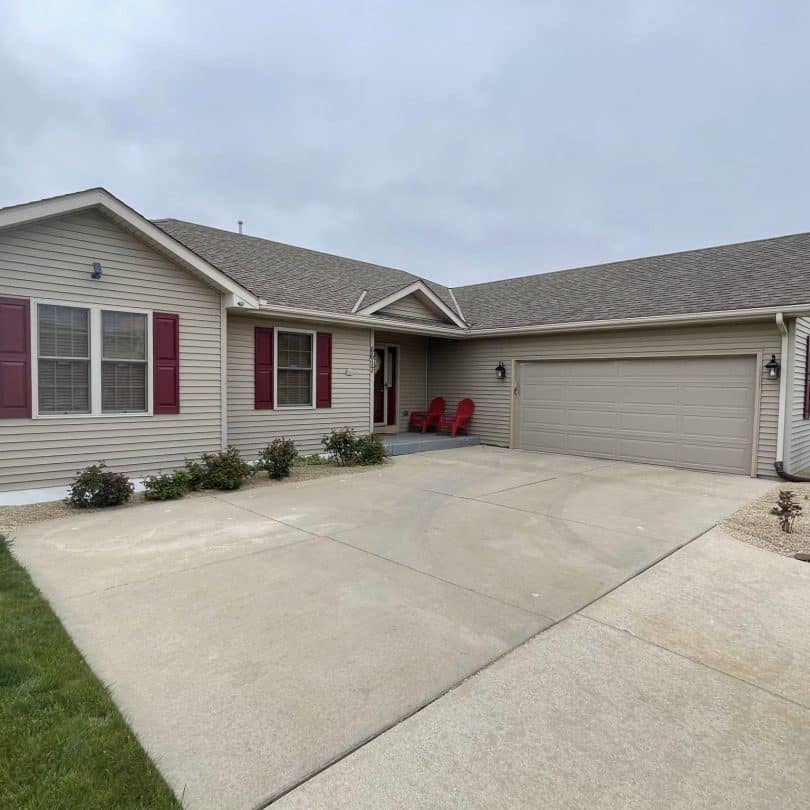 garage door service in Burlington, garage door service Burlington, Burlington garage door service